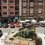 Mirando Al Sella Arriondas