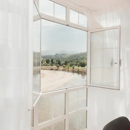 Mirando Al Sella Διαμέρισμα